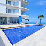 Apartamento lujoso frente al mar