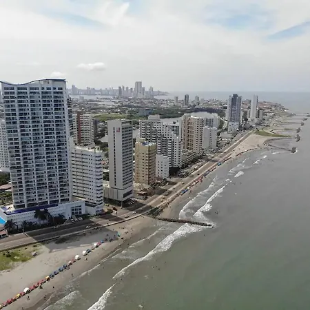 Lujoso Frente Al Mar *